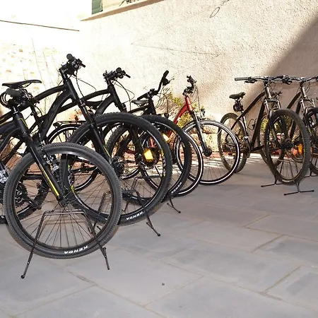 La Casa De Aldeas 3*