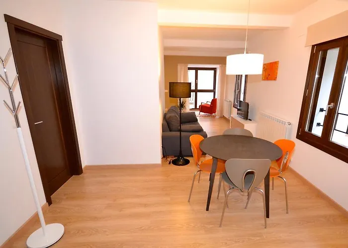 La Casa De Aldeas 3*